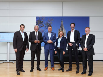 Download Pressebild: „Citysens“. Stadtwerke schließen Kooperation mit Ulmer IT-Firmen ab.