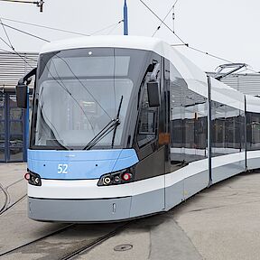 SWU Straßenbahnwagen Avenio M NGT 6 UL