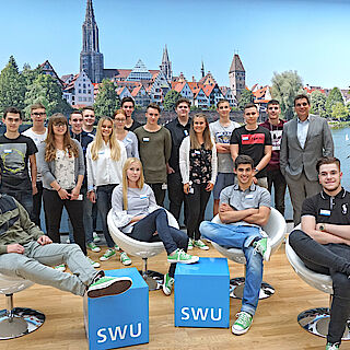 Download Pressebild: Azubistart bei der SWU