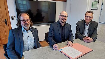 Betriebsführungsvertrag mit Gemeinde Bernstadt unterzeichnet