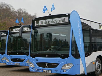 Download Pressebild: Hybridbusse fahren im Ulmer Nahverkehr