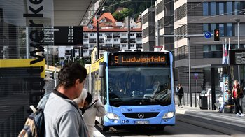 Bild: SWU Busbetrieb Haltestelle Stadtwerke