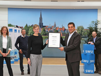 Pressebild: SWU-Projekt „Urbane regenerative Wärmewende – Wohnen am Illerpark“ erhält eine Klimaschutz-Förderung.